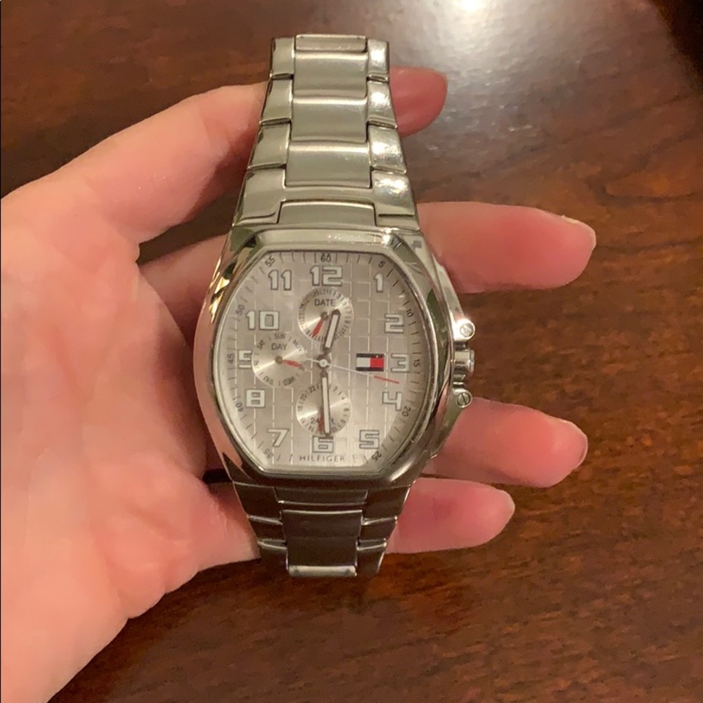 Men’s Tommy Hilfiger Watch (needs batteries)